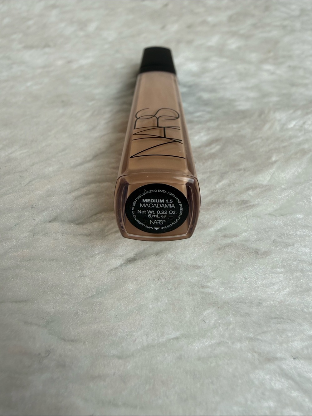 NARS Radiant Creamy Concealer - M1.5 Macadamia - Picture 2 of 4